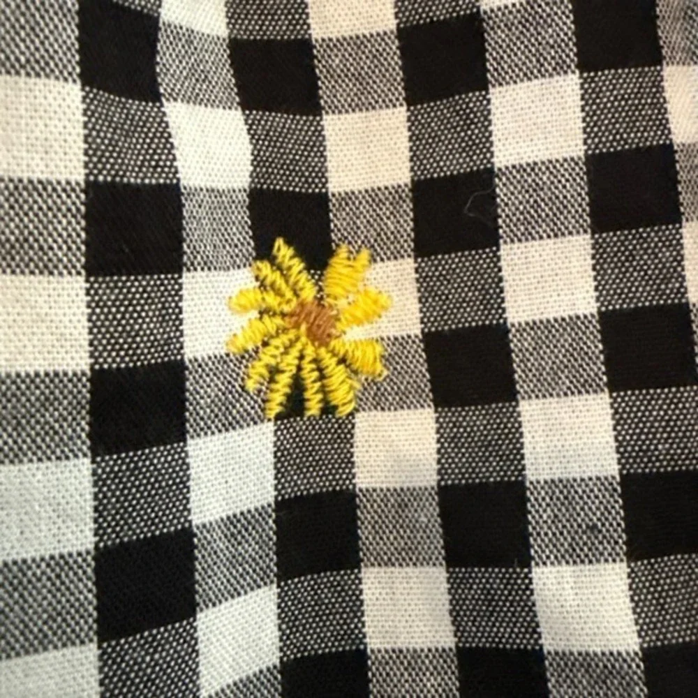 Old Navy Cottagecore Peplum Top‎ Puff Sleeve 3X Black Gingham Daisy Embroidered